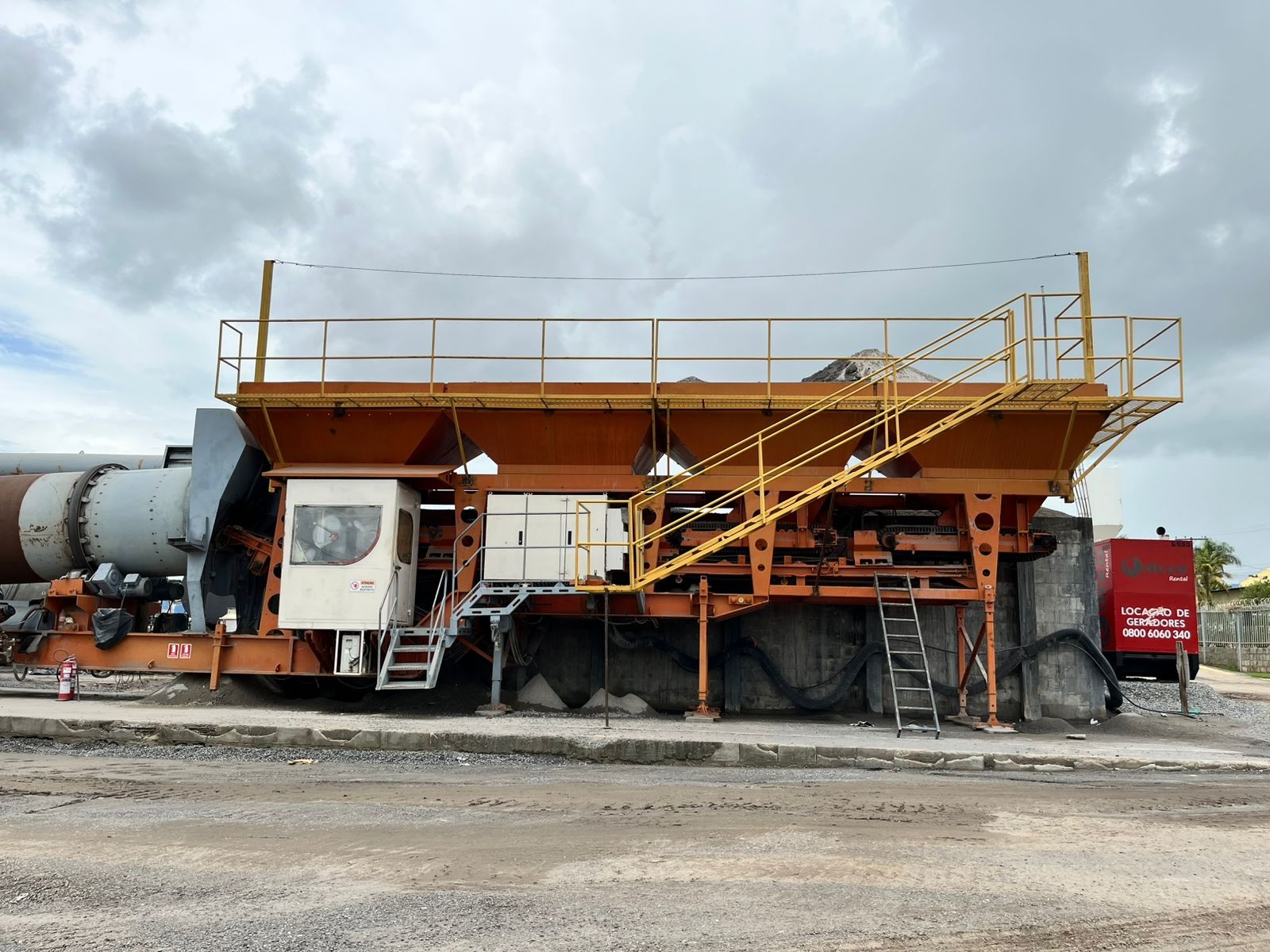 Usina de Asfalto CGPM em operação